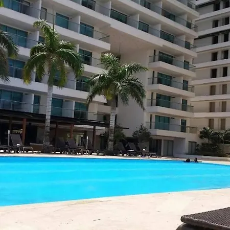Apartment La Boquilla Oceanfront Penthouse *