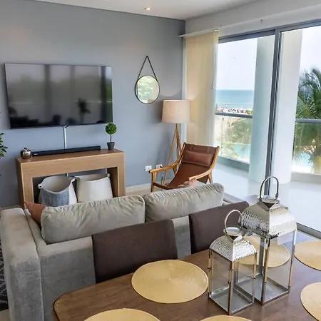 Apartamento La Boquilla Oceanfront Penthouse *